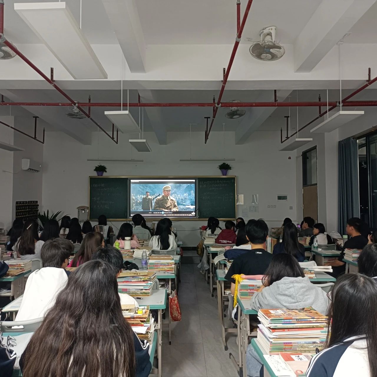 1740646423337165.jpg 2b231c4aaf9a7797d5a6c36e9722964f.jpg